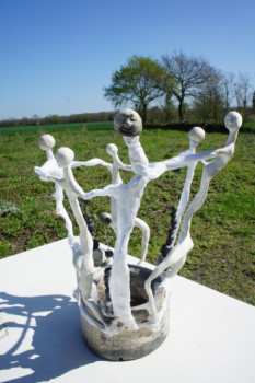 Named contemporary work « l'union », Made by VAL