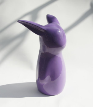 Named contemporary work « animal à oreilles violet », Made by CLéMENTINE BAL