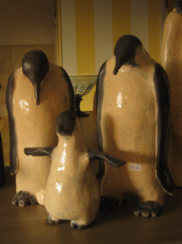 Named contemporary work « La famille Pinguins », Made by VIVIANE 