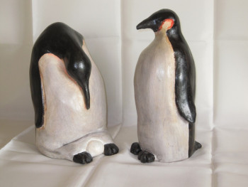 Named contemporary work « Couple de pinguins », Made by VIVIANE 