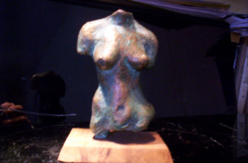 Named contemporary work « venus torse bronze », Made by SCHUBOTZ