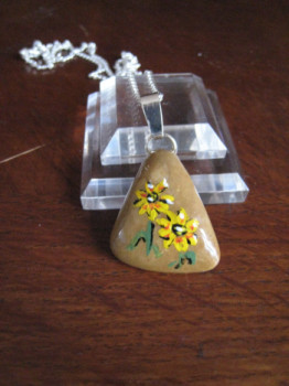 Named contemporary work « PENDENTIF 04 LES TOURNESOLS », Made by AMELIE AMELOT