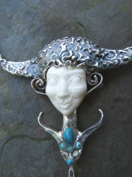 Named contemporary work « princesse chat », Made by BIJOUX CATHERINE MERCIER