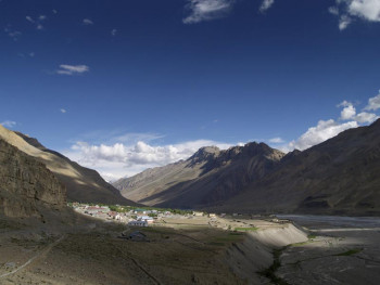 Named contemporary work « Village dans la Spiti Valley », Made by ERIC TRANNOIS