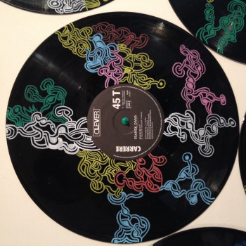 Named contemporary work « Vinyle 14 », Made by LAUDELART