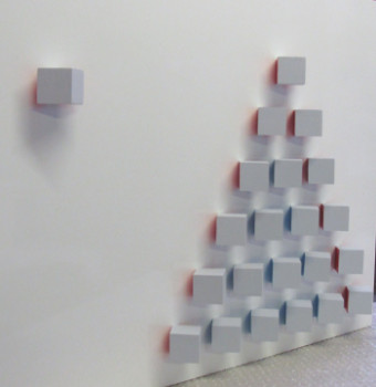 Named contemporary work « triangulo », Made by ANNA BROUSSOUS