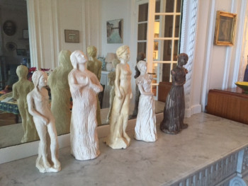 Named contemporary work « Jeunes femmes », Made by CELIMENE