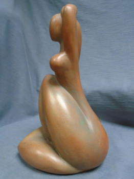 Named contemporary work « Femme assise stylisée, Vendue », Made by MARIE RUIZ