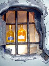 Contemporary work named « Trésoir du Whisky », Created by LORD OF STEEL