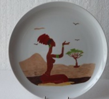 Named contemporary work « Grande assiette : africain », Made by ATELIER MCD85