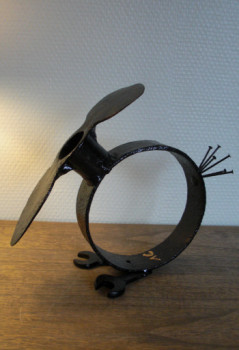 Contemporary work named « poule », Created by DOMINIQUE VELLERET