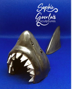 Contemporary work named « Requin blanc », Created by SOPHIE GUERLAIS