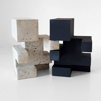 Named contemporary work « Hug - Duo béton et noir mat », Made by ALX MARTINELLI