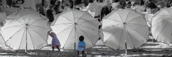 Contemporary work named « Les parasols 2 », Created by ANNA SKURZEWSKA
