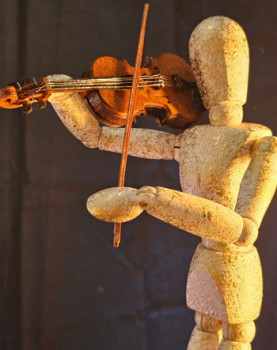 Named contemporary work « Stradivarius », Made by L'ILLUMIN'éCORCHéE