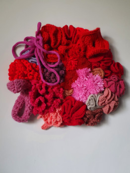 Named contemporary work « Rouge », Made by ANNIE CICATELLI