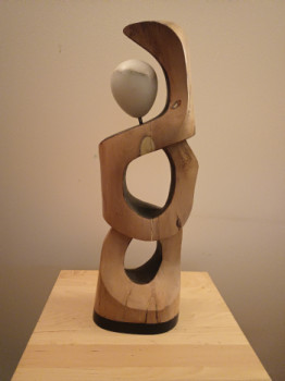 Named contemporary work « JE PORTE ET TU ME PORTES », Made by YERBANGA SCULPTURE