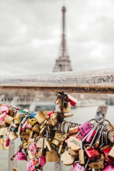 Named contemporary work « Padlocked love in Paris », Made by BOKEH