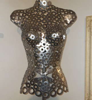 Named contemporary work « buste de femme », Made by JOSE CARRERAS
