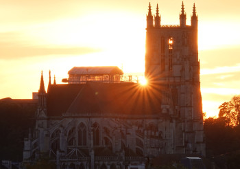 Named contemporary work « Coucher du soleil derrière la cathédrale de Meaux », Made by PATRICK CASAERT