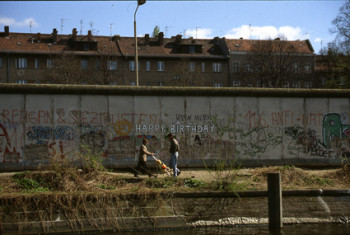 Named contemporary work « 1988 Happy Birthday », Made by LAURENT TCHEDRY