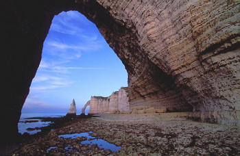 Named contemporary work « etretat », Made by FABRICE MILOCHAU