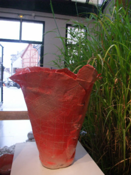 Named contemporary work « Vase rouge vermillon 2 », Made by MARTINE MENARD