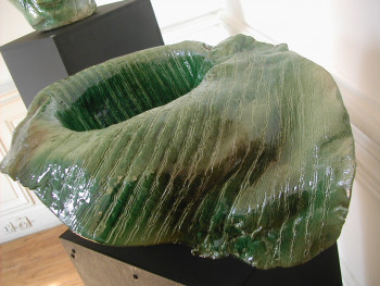 Named contemporary work « Vase à la feuille », Made by MARTINE MENARD