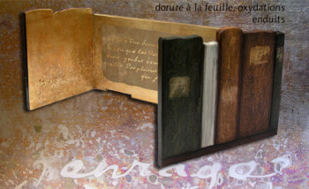 Named contemporary work « Retable Voltaire », Made by PITTOREX