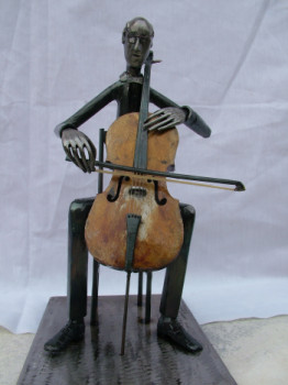 Named contemporary work « Le violoncelliste », Made by MICHEL BOUSSARD