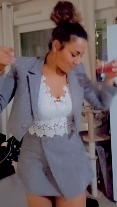 <span class='identity '><span class="identity__firstname">Sadia </span> <span class="identity__name">Muller</span> </span> Sadia Muller
