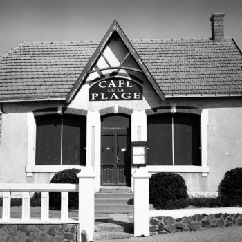 LE CAFÉ DE SION SUR L'OCÉAN (85) On the ARTactif site