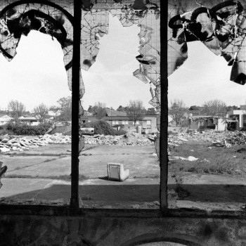 À TRAVERS LA FENÊTRE (NANTES CHANTENAY) On the ARTactif site