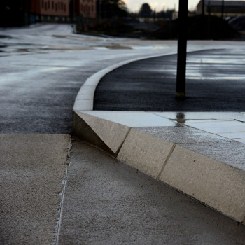 TROTTOIR SOUS LA PLUIE On the ARTactif site