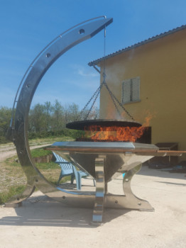 Named contemporary work « BBQD », Made by FERGYCE