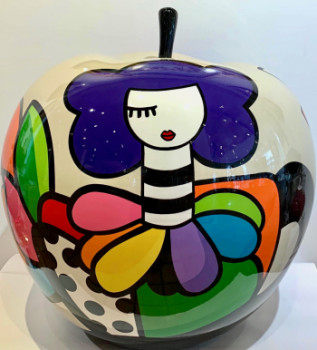 Named contemporary work « Diana Apple », Made by VIRGINIA BENEDICTO SCULPTURES