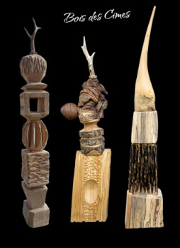 Named contemporary work « Totems Alpin », Made by BOIS DES CIMES