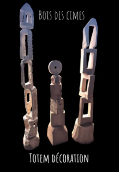 Named contemporary work « Totem », Made by BOIS DES CIMES