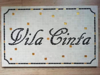 Named contemporary work « Vila Cinta », Made by MOSAïKMS