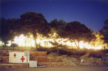 Named contemporary work « Mallorca - Font de sa Cala - Bungalows en feu - encadré », Made by SARCIE