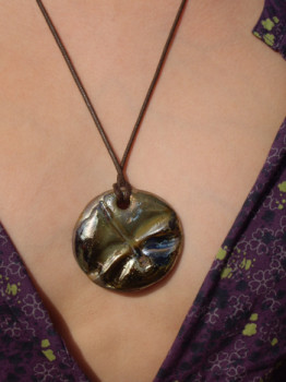 Named contemporary work « Collier10 », Made by VALéRIE JOSSERAND