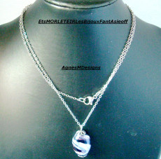 collier-chaine-pendentif-en-acier-et-en-perles-lampwork-en-verre-noire-et-blanche-fermeture-par-mousqueton
