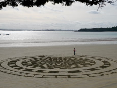 mandala-beach-art