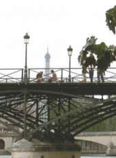 pont-des-arts-et-tour-eiffel